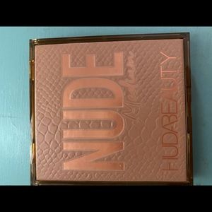 Huda Beauty Palette